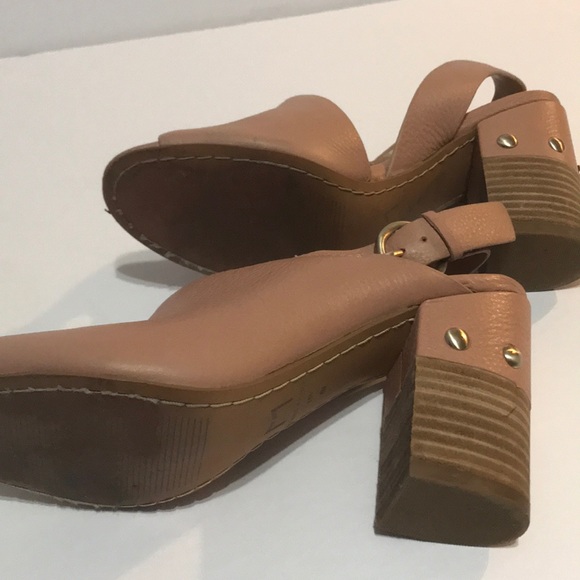 MARC FISHER WALEIS SANDAL LEATHER UPPER SZ 8 M - Picture 3 of 5
